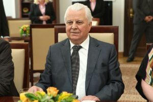 Кравчук назвал главные задачи нового президента Украины