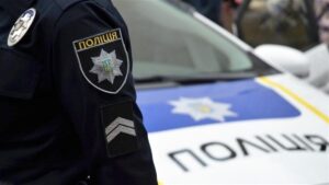 В центре Днепра копы обезвредили заминированное авто