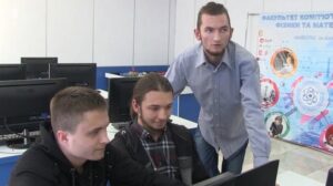 В Украине появилась мобильная игра с Зеленским