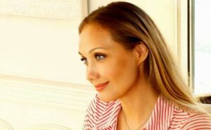 Евгения Власова