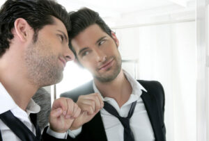 мужчина нарцис