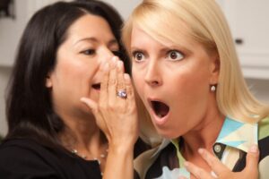 Сплетни и слухи появляются не  сами собой,