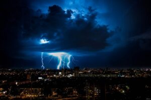 «грозовое» предупреждение