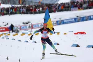 1386869002_sbornaja-ukrainy-po-biatlonu-v-ocherednoj-raz-stanovitsja-prizerom-jestafety-na-kubke-mira-video