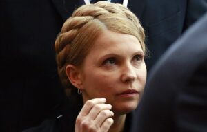 Тимошенко выступила против ограничения полномочий Зеленского