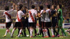 1400879-30014173-1600-900