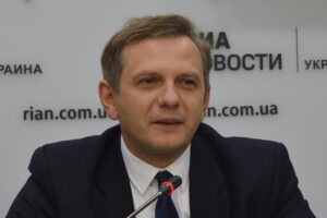 Олег Устенко