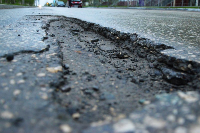 ямы на трассе Кривой Рог - Пятихатки