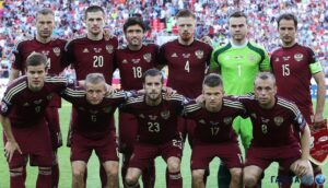 Ж*поногие: соцсети смеются над сборной России