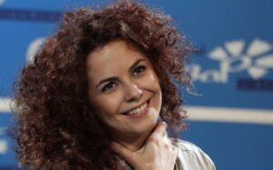 Настя Каменских похвасталась "постельным" фото в сексуальной ночнушке Полный текст читайте здесь: https://styler.rbc.ua/rus/zhizn/nastya-kamenskih-pohvastalas-postelnym-foto-1492946338.html