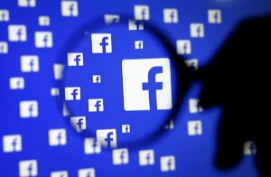 Facebook обезвредил в Украине “фабрику троллей”