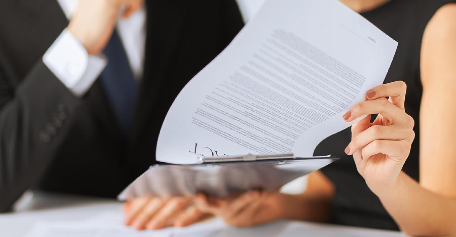 1477394643_insurance-underwriter-job-description