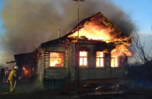 пожар в доме, фото из открытых источников
