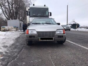 фото УПД ГУНП, подозрительный &quot;Opel Kadett&quot;