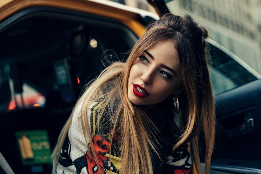 Надя Дорофеева