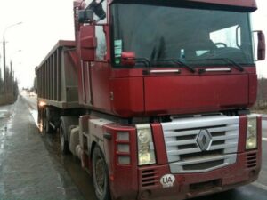 фото УПД ГУНП, &quot;Renault Magnum&quot; с скрабом