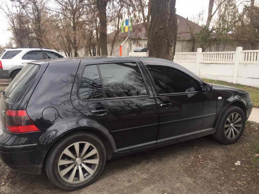 фото УПД ГУНП, задержание "Volkswagen Golf" в Днепре