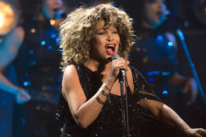 Тина Тернер