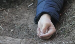 В Павлограде возле берега обнаружили труп женщины (Фото)