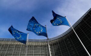 ЕС требует от России освобождения