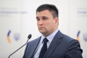 Климкин хочет предложить Зеленскому свою отставку