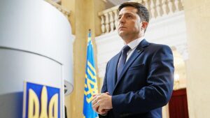 Зеленский объявил конкурс на пресс-секретаря президента