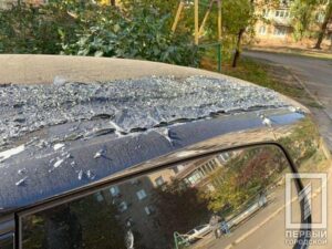 На Днепропетровщине автомобиль следователя облили кислотой (фото)