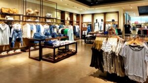Время покупок: онлайн-магазин Zara заработал в Украине