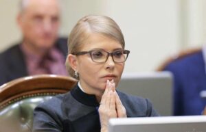 Юлия Тимошенко в тяжелом состоянии, ее подключили к ИВЛ