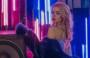 Алина Гросу