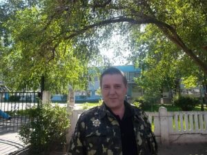 Геннадий Ефремов