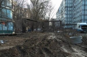 жилой массив превратился в болото