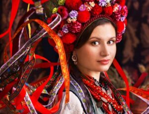 Народный костюм