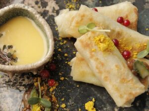 Готовимся к Масленице: блины с маком и творожной начинкой