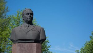 бюст Брежнева