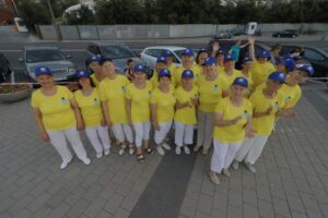 1_fleshmob_universitet_tretego_vozrasta
