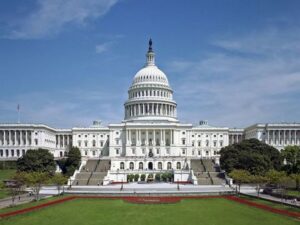 Конгрессмены призвали Трампа ввести новый пакет антироссийских санкций