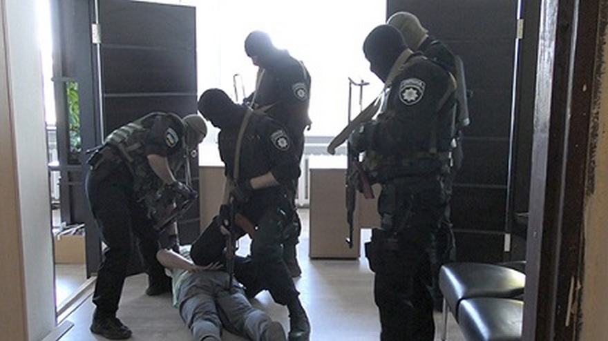 фото ГУНП, задержание заказчика преступления