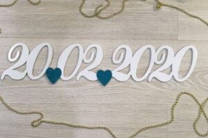 Зеркальная дата 20.02: чем опасен мистический день