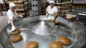 Инженерка, станочница, социологиня: в Украине разрешили феминитивы