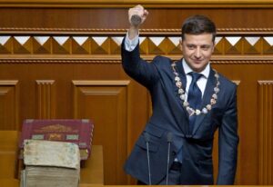 Зеленский подал в Раду закон об импичменте