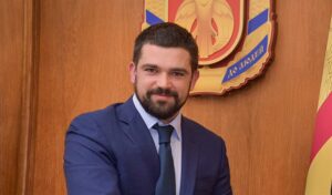 Советник Зеленского в карантин с шиком провел медовый месяц в Дубае (Фото)