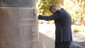 Борис Філатов у День міста зробив сенсаційну заяву: «Знайдено могилу та прах Олександра Поля»