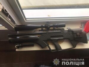 Спецоперация в Днепре: задержана вооруженная группа наркодельцов (фото, видео)