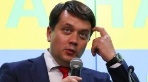 Разумков рассказал, как решить проблему Донбасса