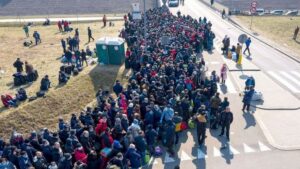 Заробитчане сократили объемы переводов в Украину