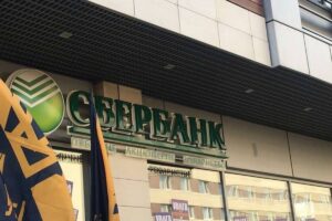 2558ff49f471dcd-58ff49e257cf7-2q_crop_1200