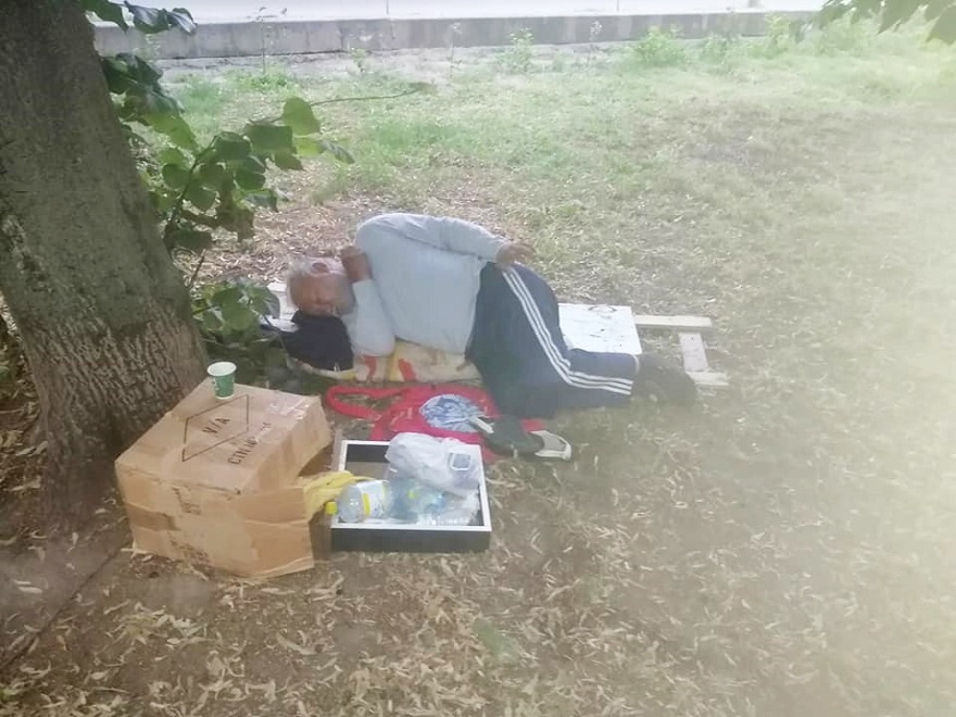 бездоменый