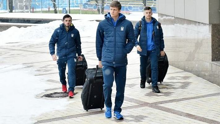 футбол