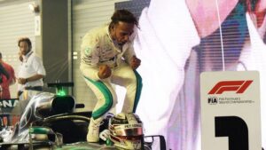 Льюис Хэмилтон